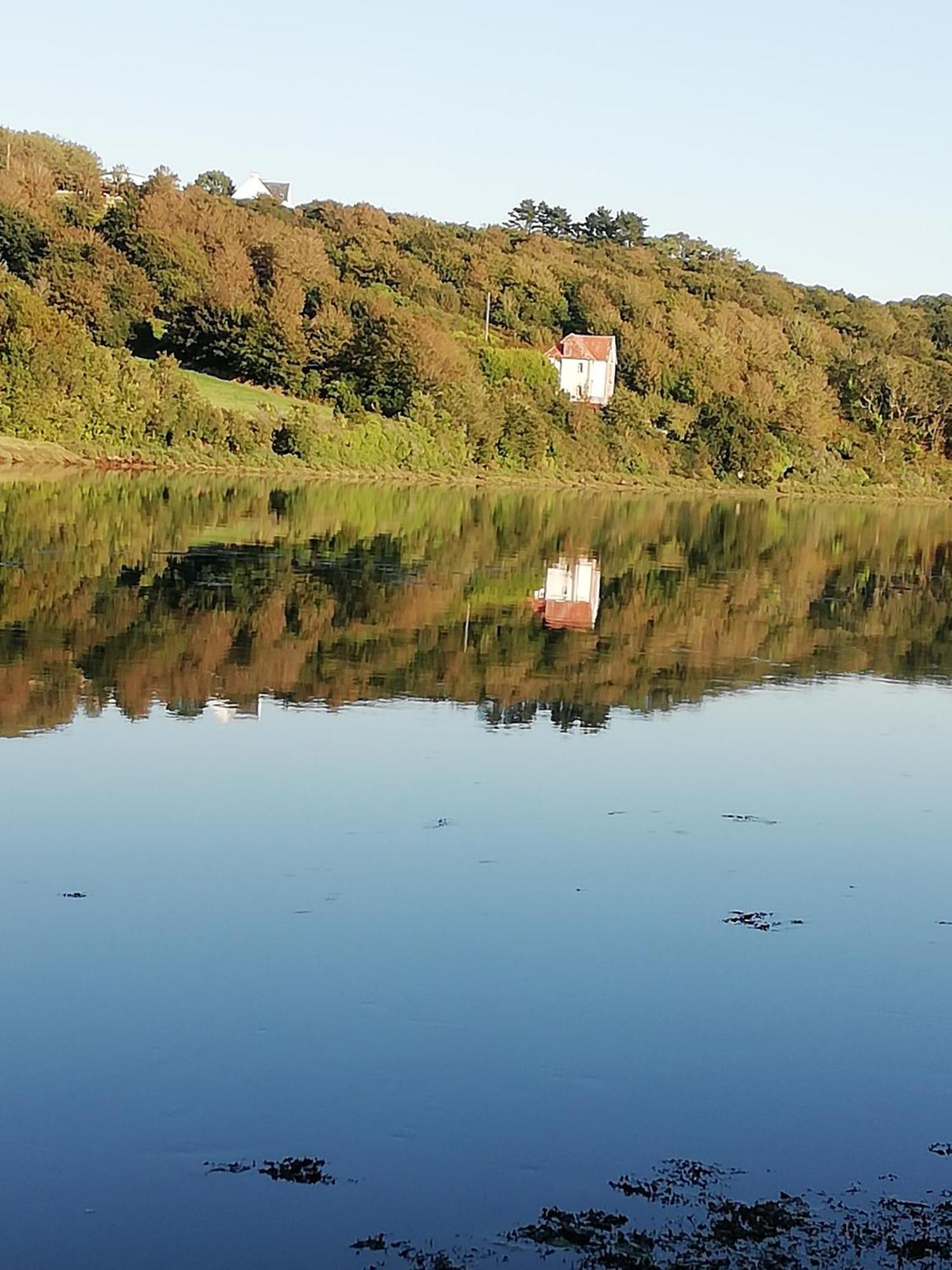 Chateau De Locqueran Pierres Et Filets Bleus Audierne Buitenkant foto