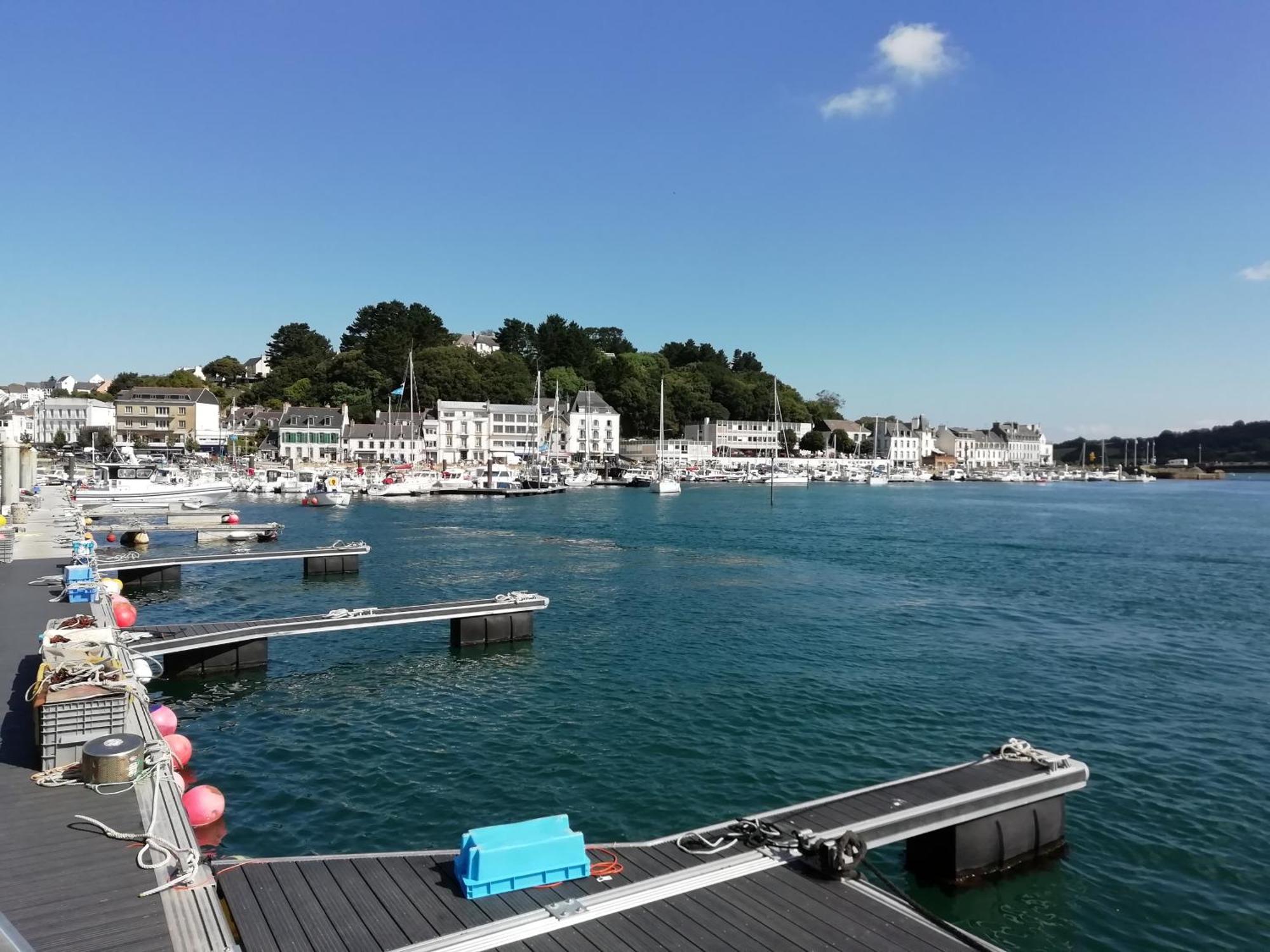 Chateau De Locqueran Pierres Et Filets Bleus Audierne Buitenkant foto