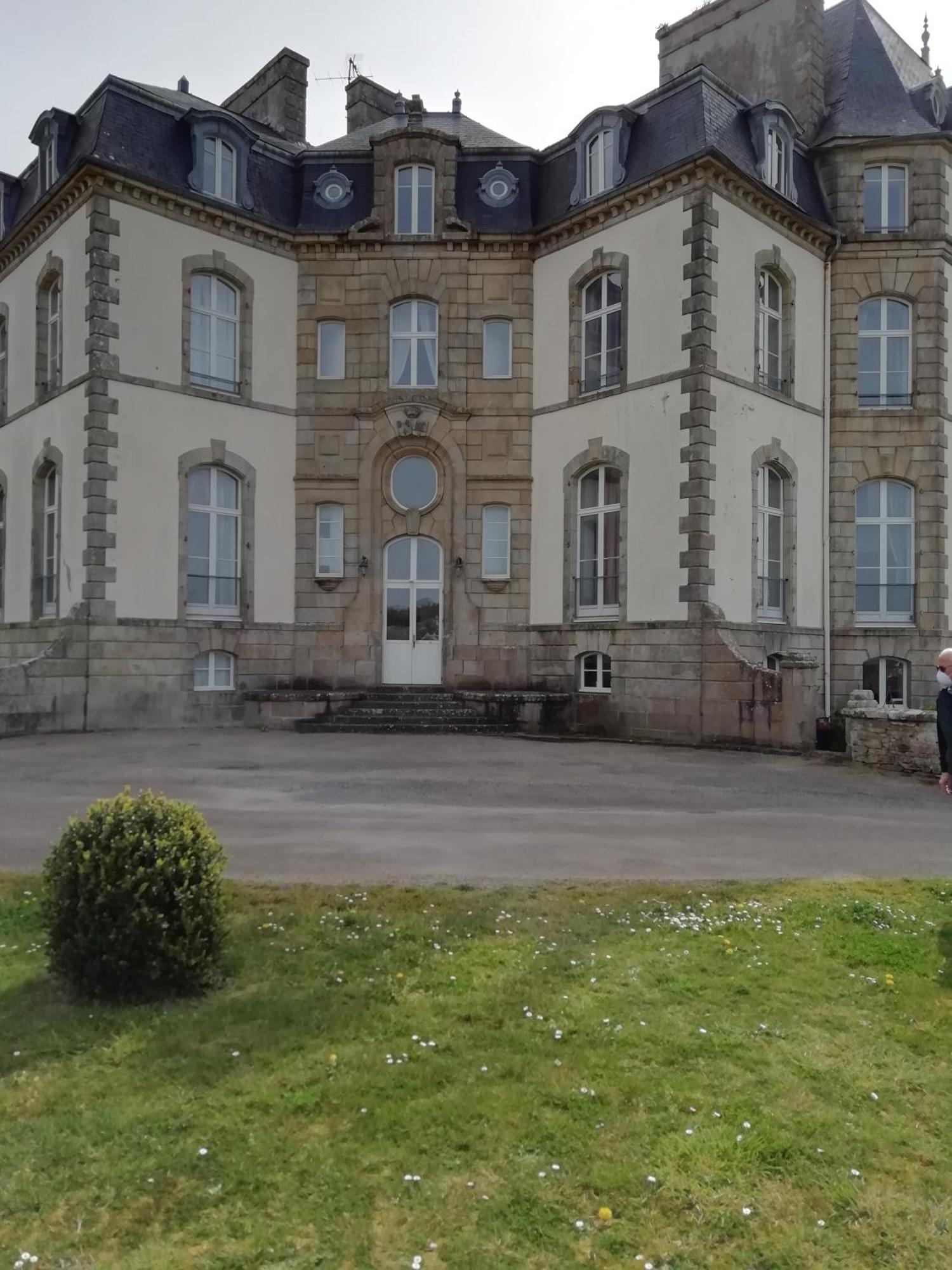 Chateau De Locqueran Pierres Et Filets Bleus Audierne Buitenkant foto